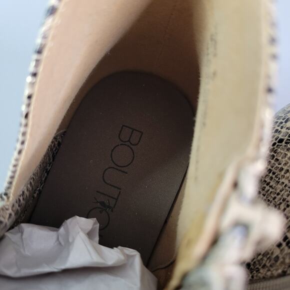 Corky's Boutique Port Womens Booties Size 8 Snakeskin Embossed Gold Side Zip - Picture 6 of 11